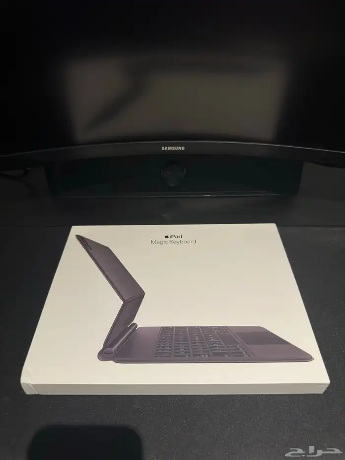 للبيع ايباد برو M1 Ipad pro و Magic keyboard ماجك كيبورد 16