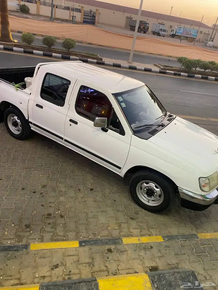 نيسان ددتسن حاله ممتازه 2001 0