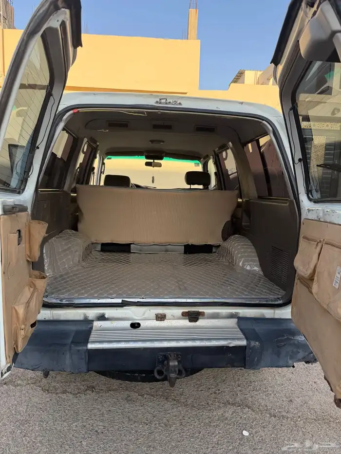 جيب GX96 على الشرط 12