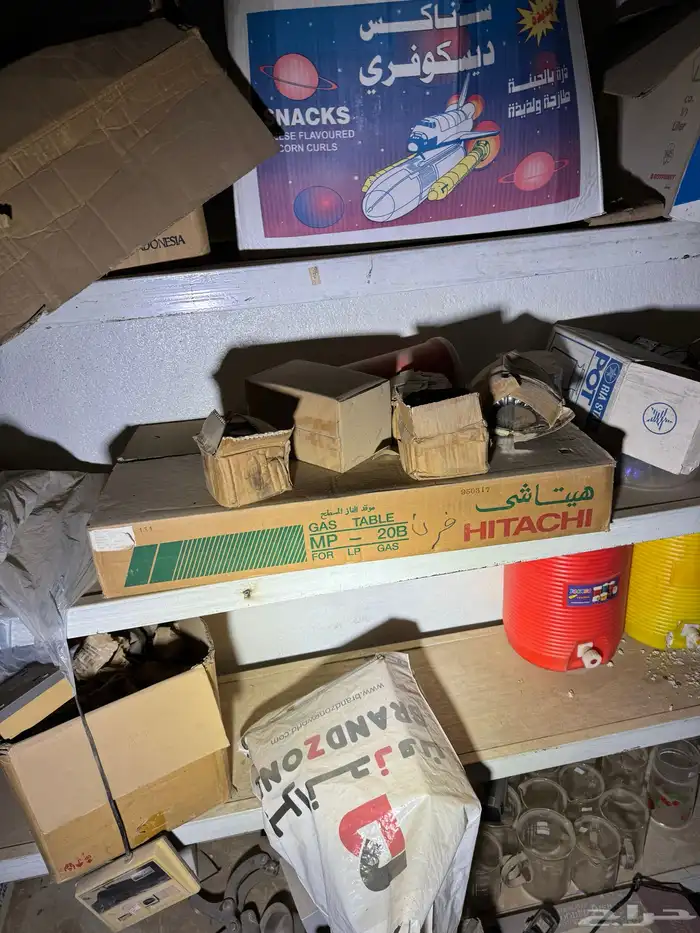 اغراض مستودع قديم للبيع 11