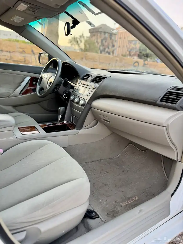 للبيع تويوتا كامري 2007 ((فل كامل))((نظيفة)) 33