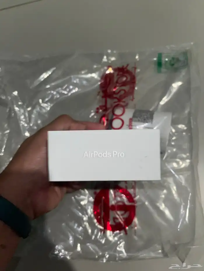 ابل ايربودز برو الجيل الثاني   Apple Airpods pro 2 3
