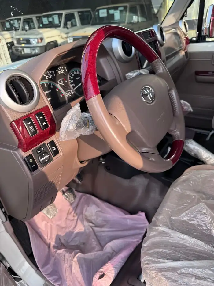 شاص 2017 بريمي (مباع ) 10