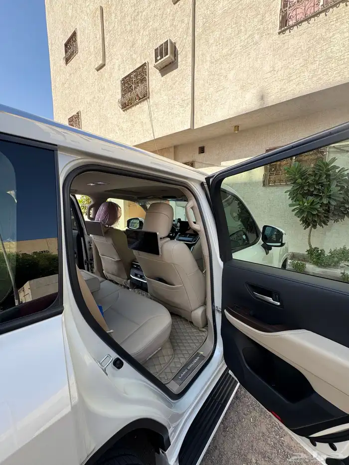 لاندكروز 2024 جي اكس ار 4 GXR4 للبيع 6