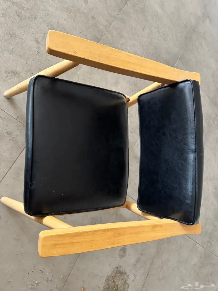 كنب وابواب خشب وكرسي وجاهز كاشير وثريا جداريه 2