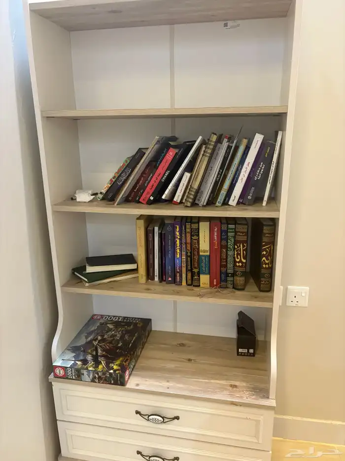 مكتبة كتب مستعمل اثاث 0