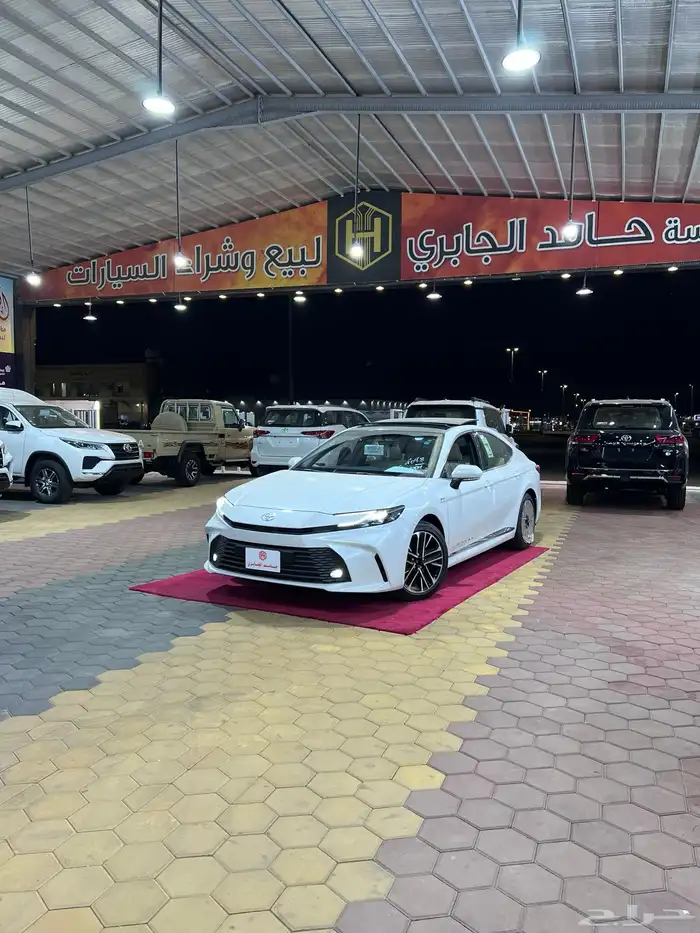 تويوتا  كامري LE هايبرد 2025 جديد سعودي 123.200شامل الضريبة 0