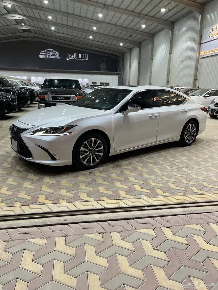 لكزس Es300h هايبرد 2023 2