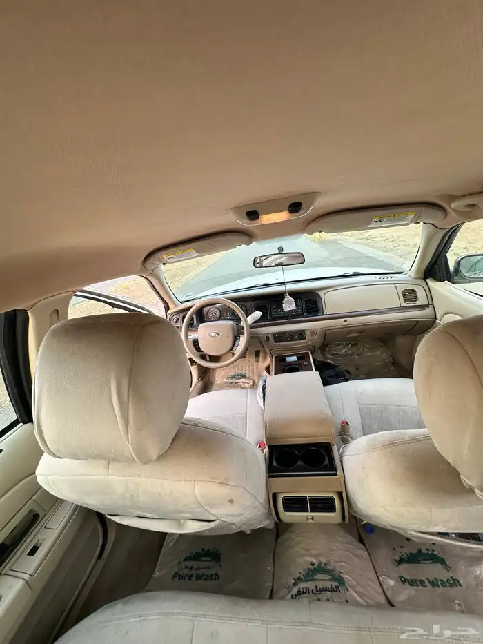 فورد كراون فاكتوريا 2011 19