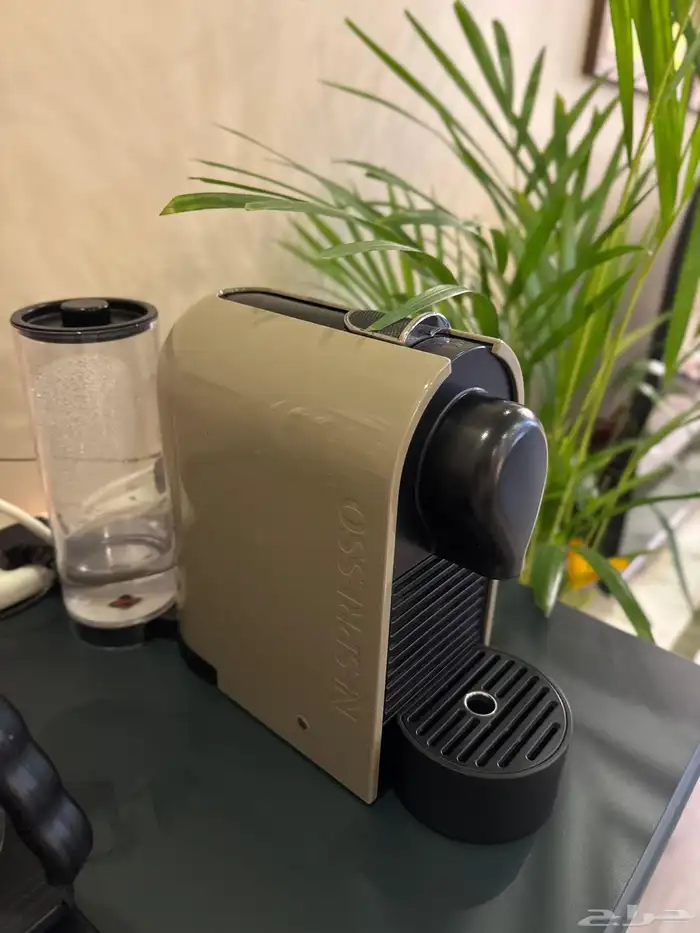 آلة قهوة نسبرسو 1