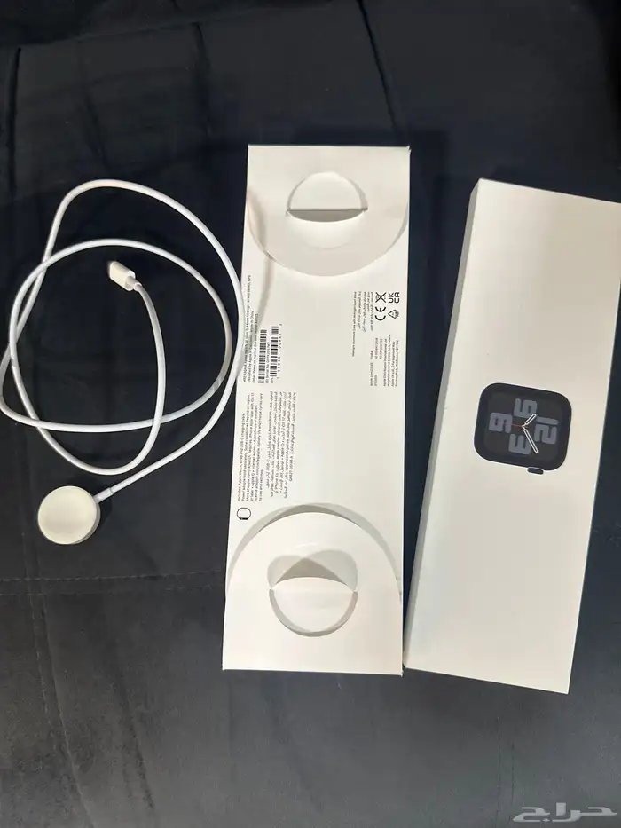 ساعه ابل نضيفه 1