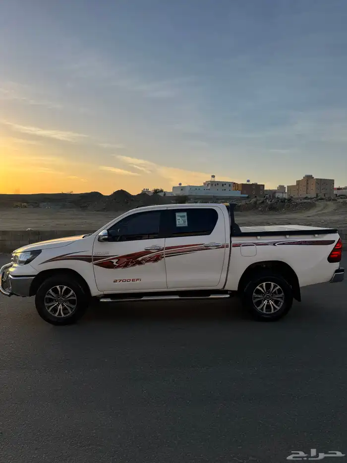 هايلكس 2016 فل تم البيع 5