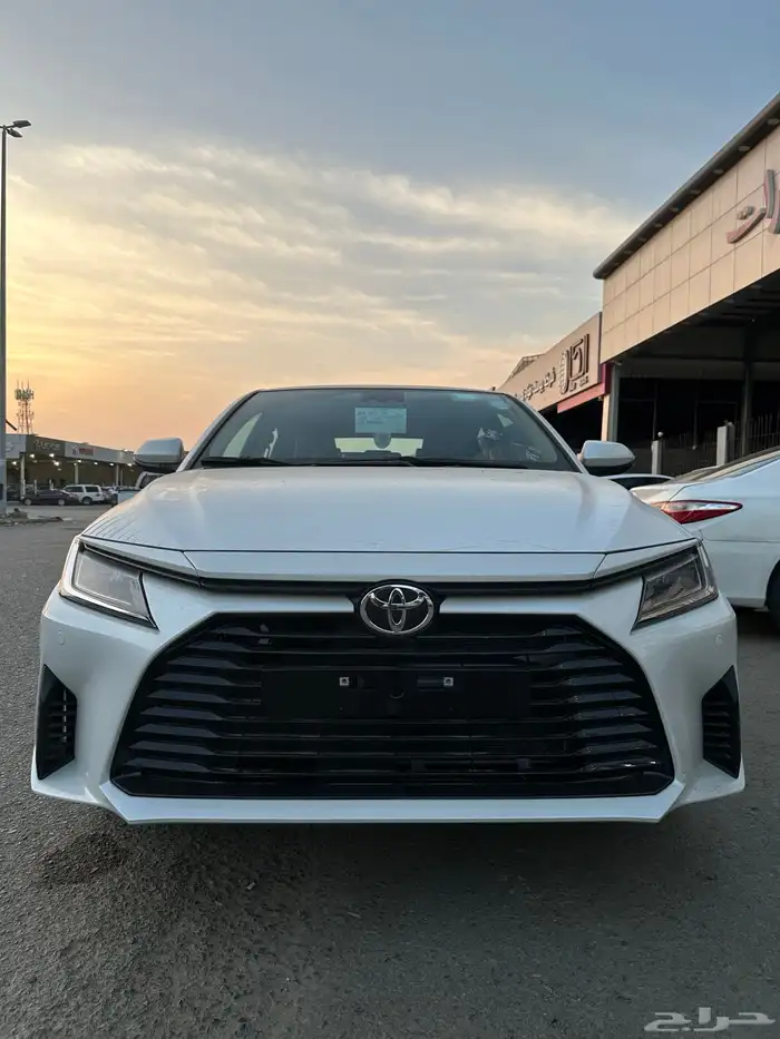 تويوتا يارس واي بلس 4 سلندر موديل 2026 1