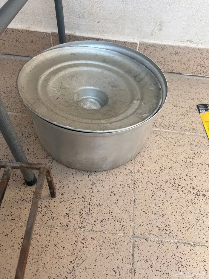 ادوات طاولة كبيره دبه غاز وسط قدر اكلات شعبية قدر طبخ شطاف2 4