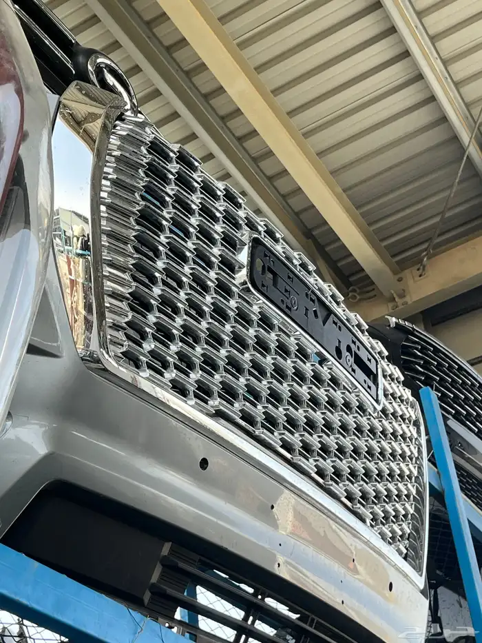 يوجد لدينا جميع قطع غيار السيارات المستعمله 13