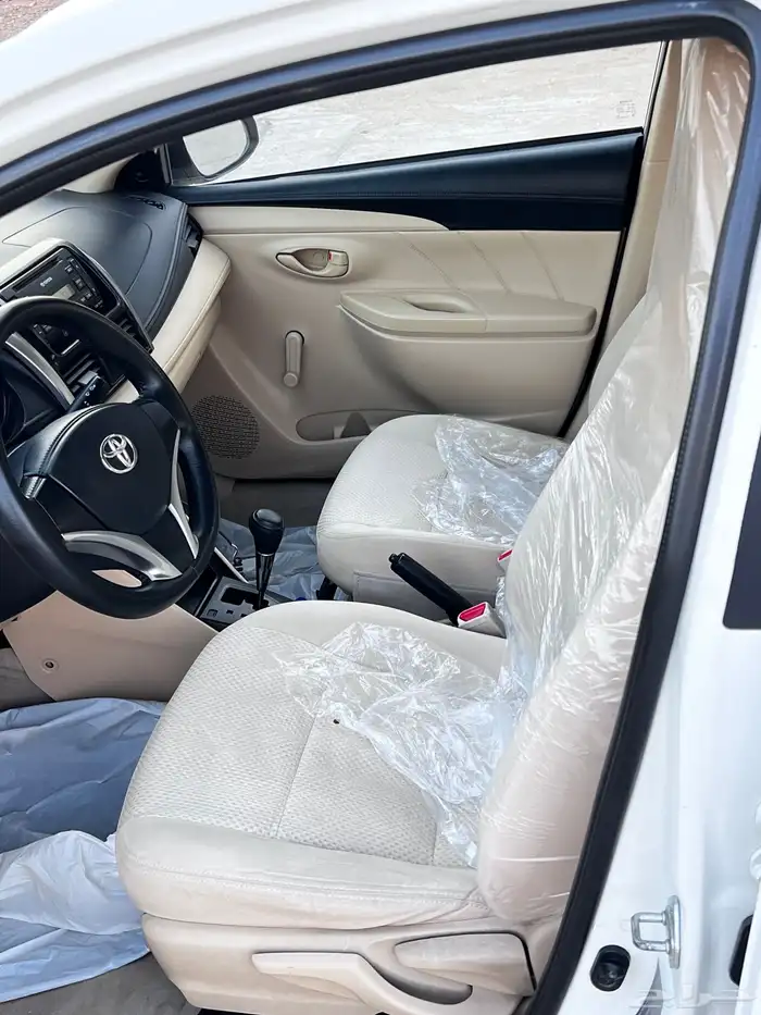 تويوتا يارس 2015 5