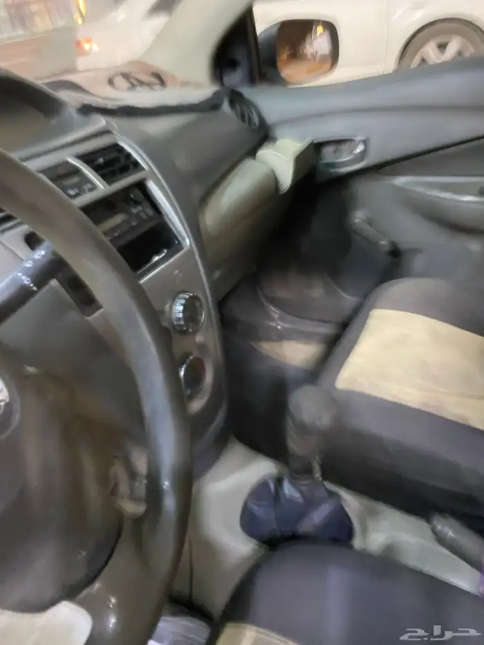 تويوتا. يارس 2011 مكينه. جاربكس حالة جيدة. السعر. 14.000 5