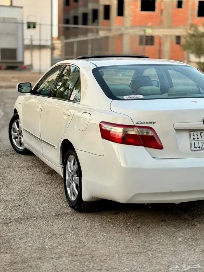 للبيع تويوتا كامري 2007 ((فل كامل))((نظيفة)) 24