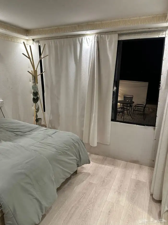 كرفان مجهز بالكامل ومكون من غرفة نوم وصاله ومطبخ ودورة ميا 10