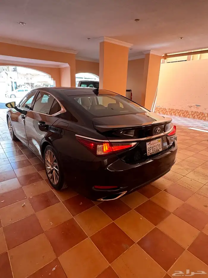 لكزس ES 350 2023 فل DD 12
