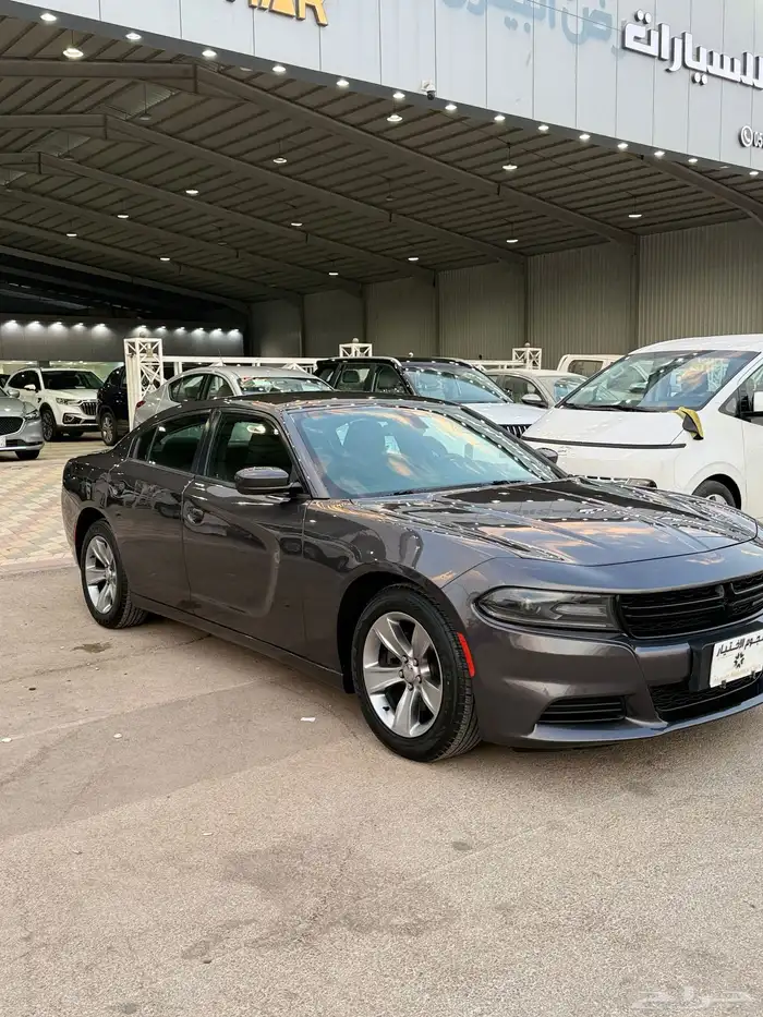دوج تشارجر 2018 - ستاندر SXT عداد 134 الف كيلو فقط 2