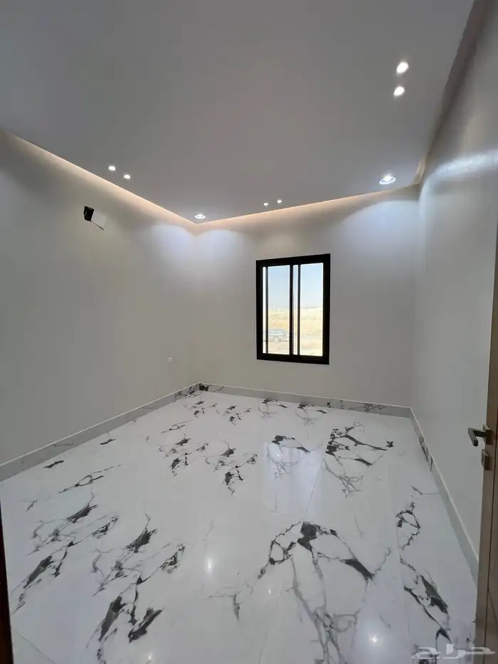 للبيع دور الاول حي المرجان شرق الرياض 12