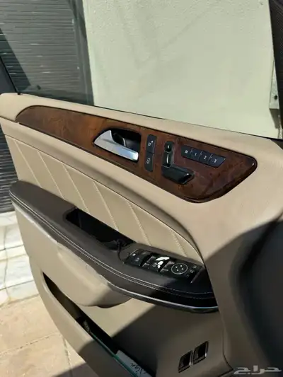 مرسيدس 500 GL 2013 index