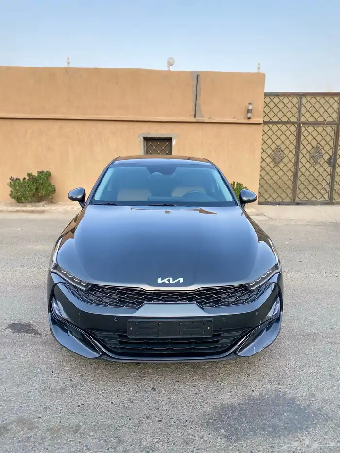 كيا فايف k5 2022 (بنزين) شبه اصفار بحالة الوكاله 0