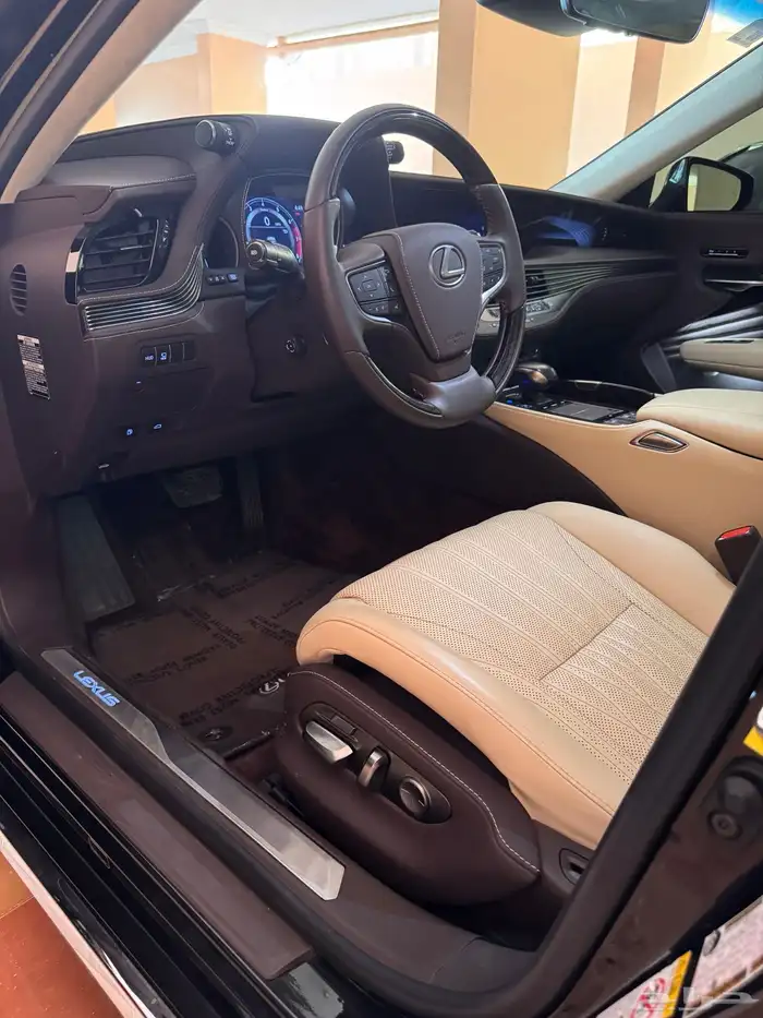 لكزس LS 500 2018 فل 19