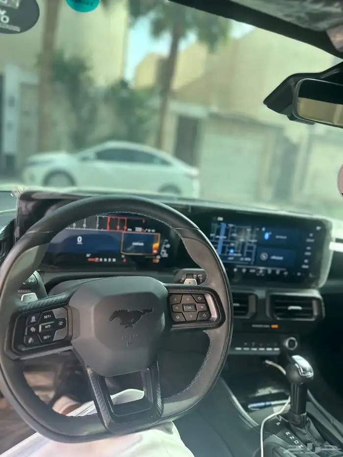 موستنق دارك هورس 2024 3