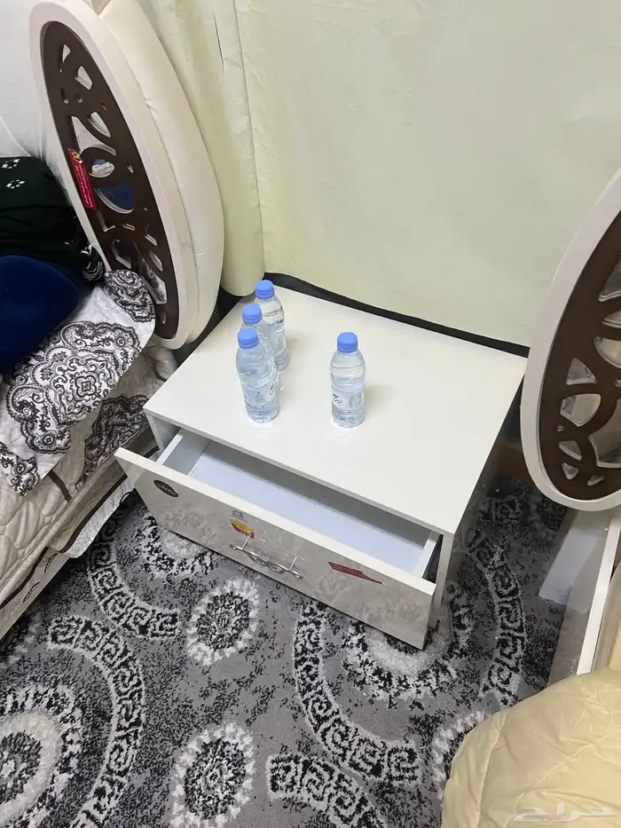 دواليب وأسرة للبيع 10