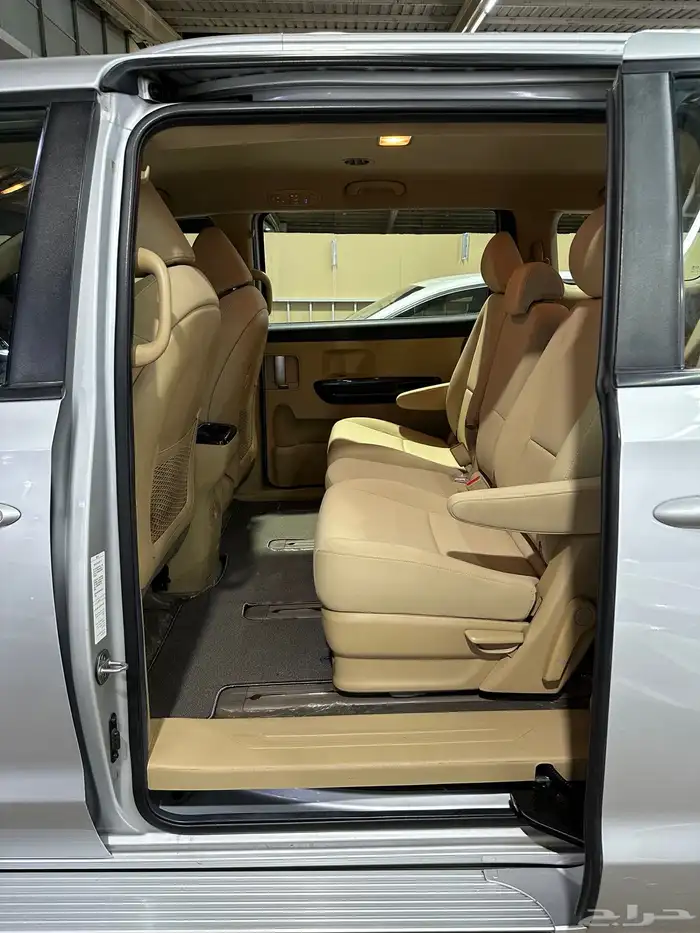 كيا كارنيفال فل 2020 تم البيع 12