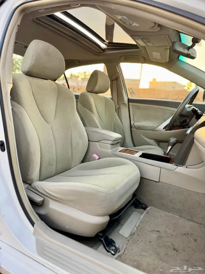 للبيع تويوتا كامري 2007 ((فل كامل))((نظيفة)) 35