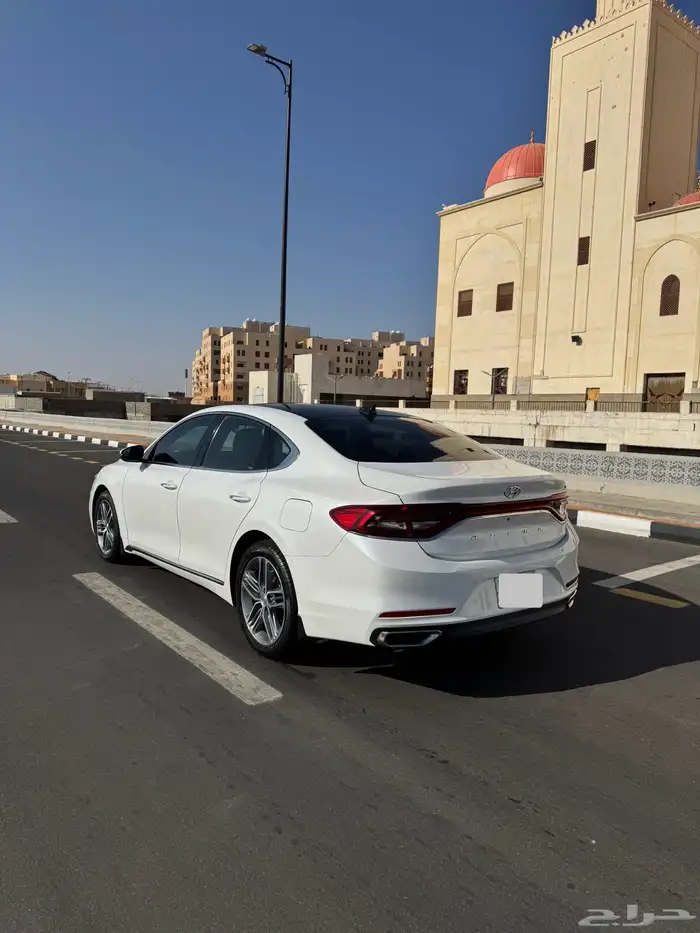 ازيرا 2019 بنزين 4