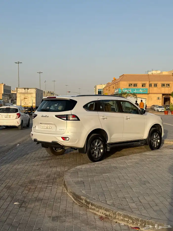 ((mux)) بدون دبل موديل 2023 نظيف 11