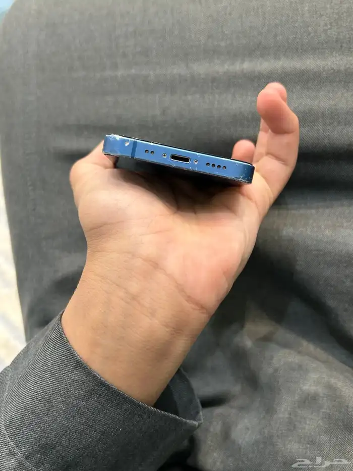 ايفون13 4