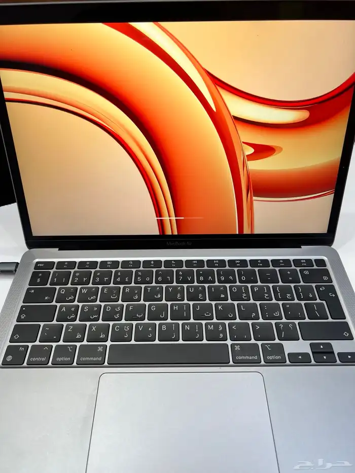 لابتوب ابل M1 256 1