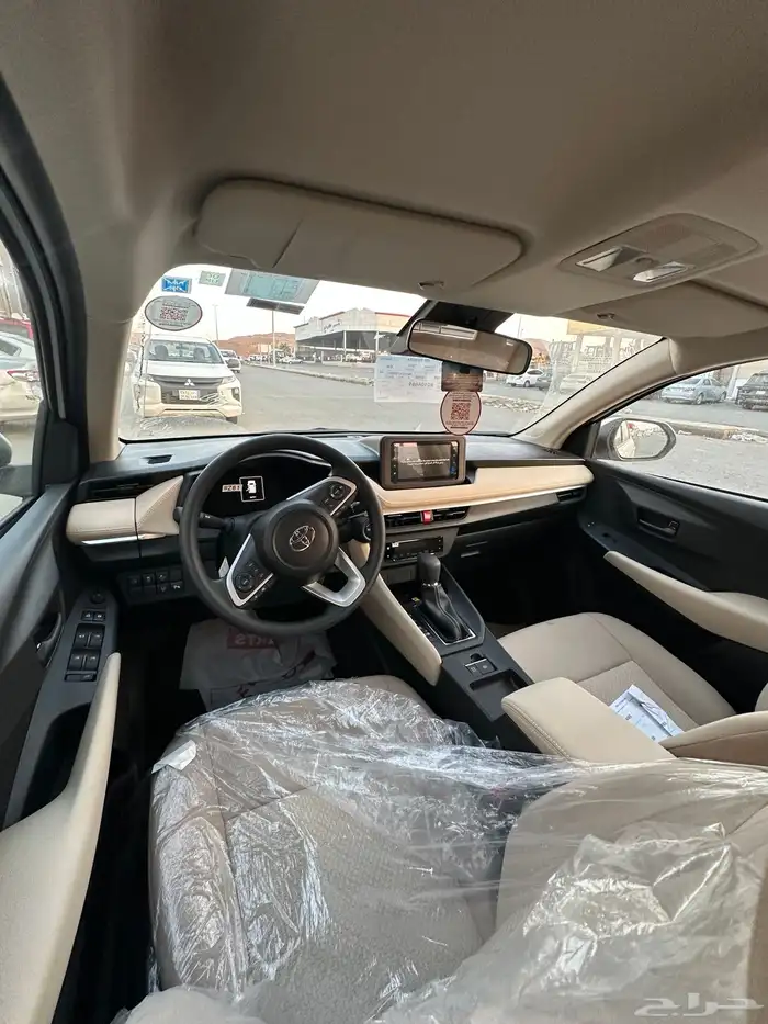 تويوتا يارس واي بلس 4 سلندر موديل 2026 4