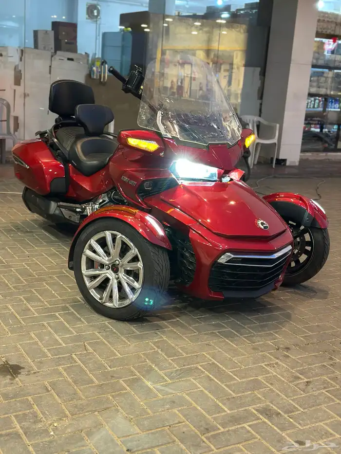 Can-Am Spyderدباب 2016 13