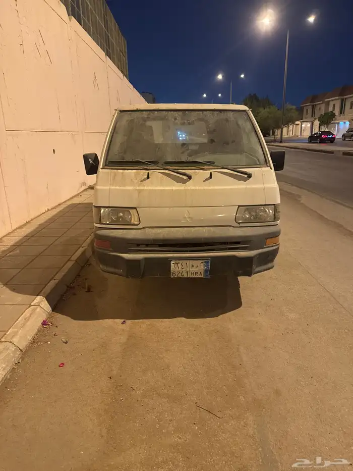 باص بضاعة مستوبيشي 2009 استماره تكلف 1600 سوم 10 0