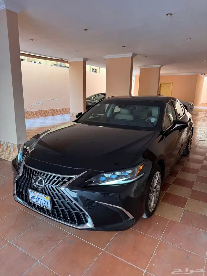 لكزس ES 350 2023 فل DD 4