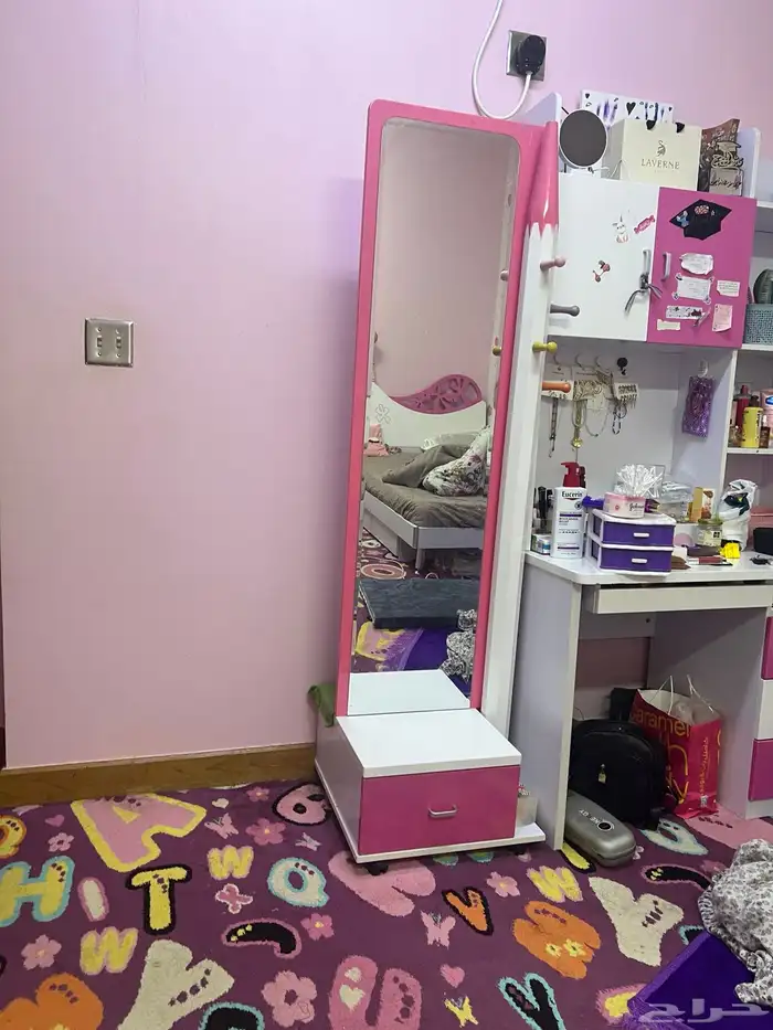 دواليب وأسرة للبيع 0