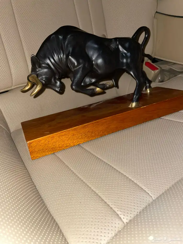 4 تحف ديكور للبيع بالريآض تنفع للمكتب 2