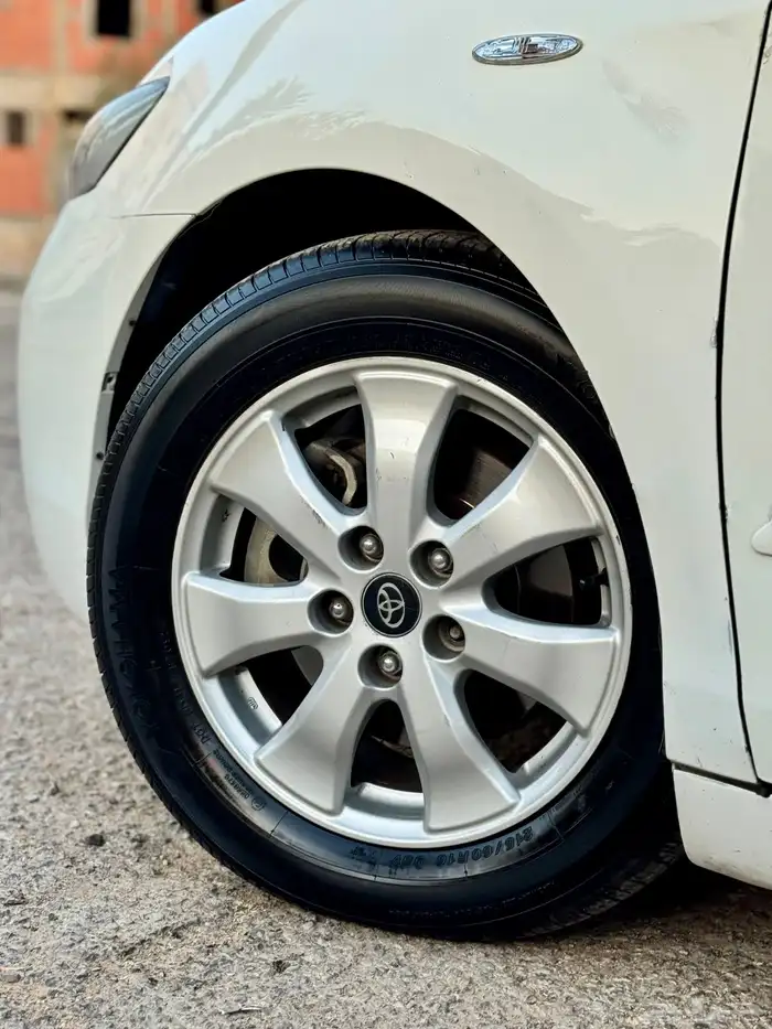 للبيع تويوتا كامري 2007 ((فل كامل))((نظيفة)) 30