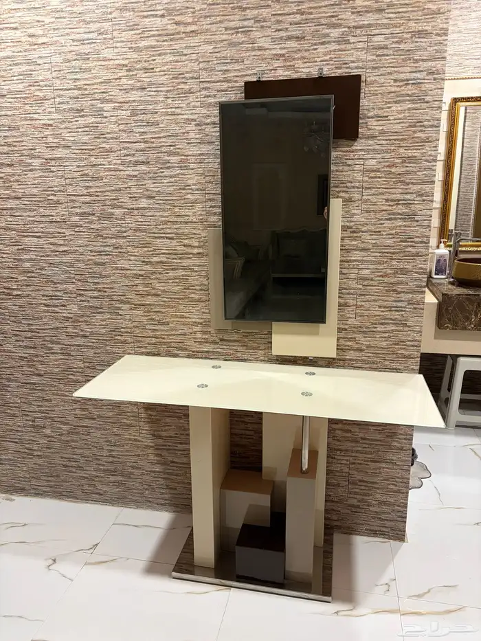 للبيع مدخل 1