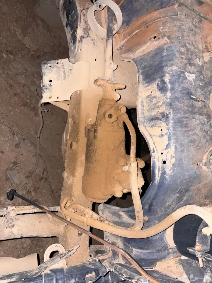 للبيع دود الدركسون باترول 91 و رفرف أربعة و علبة بنزين 1