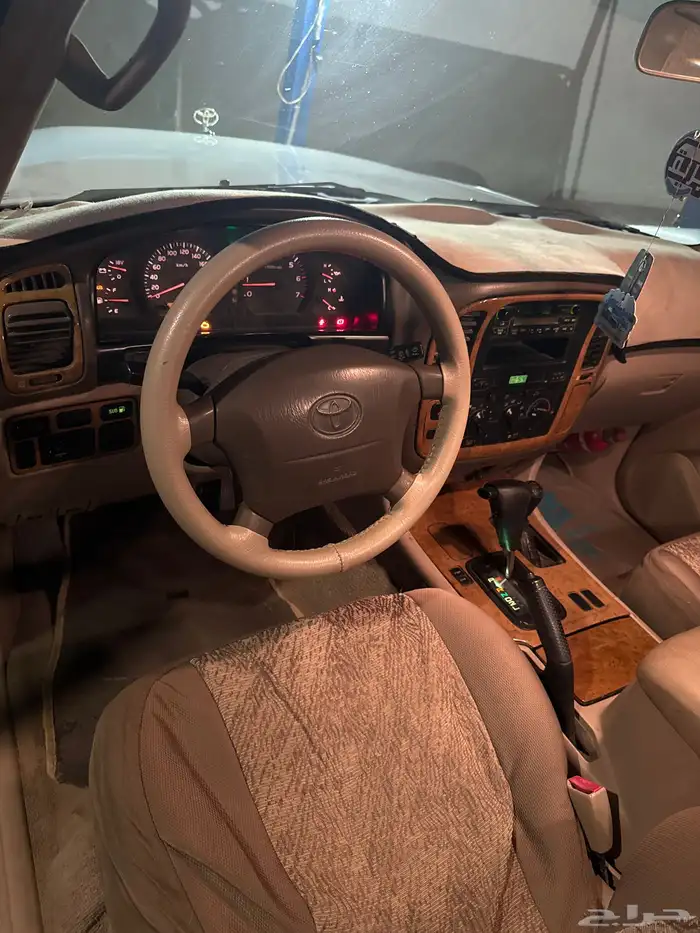 جيب تويوتا صالون موديل 99 6