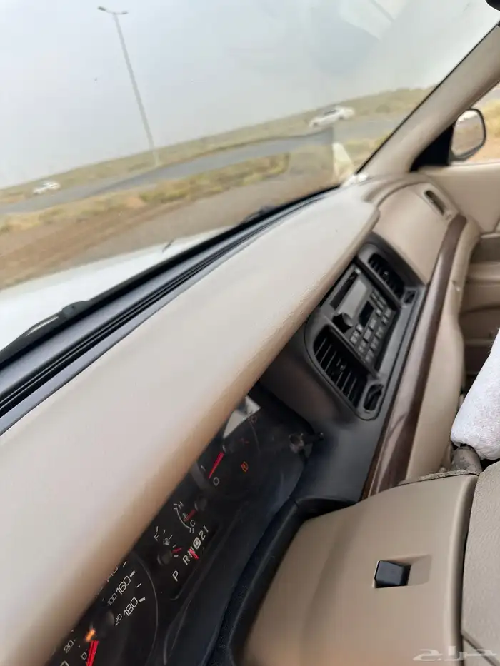 فورد كراون فاكتوريا 2011 15