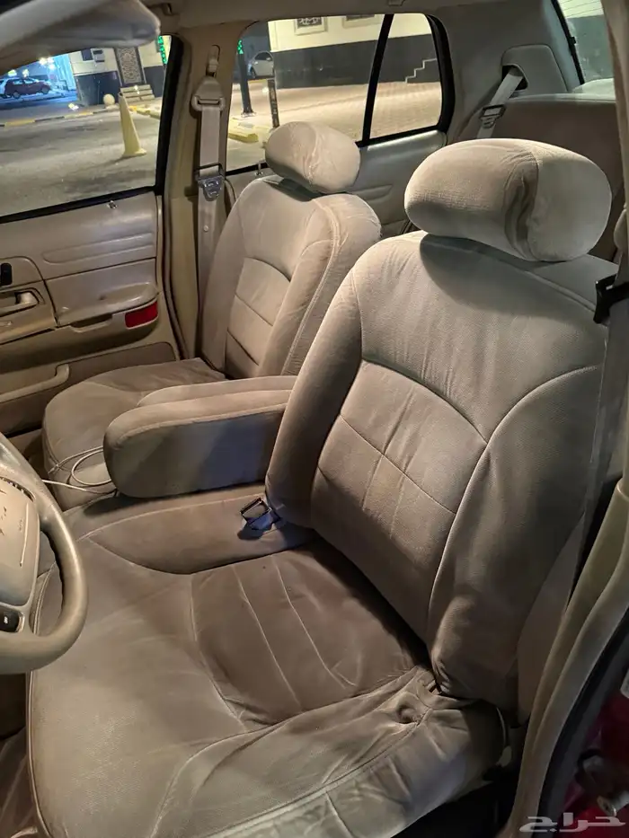 فورد فكتوريا 1998 9