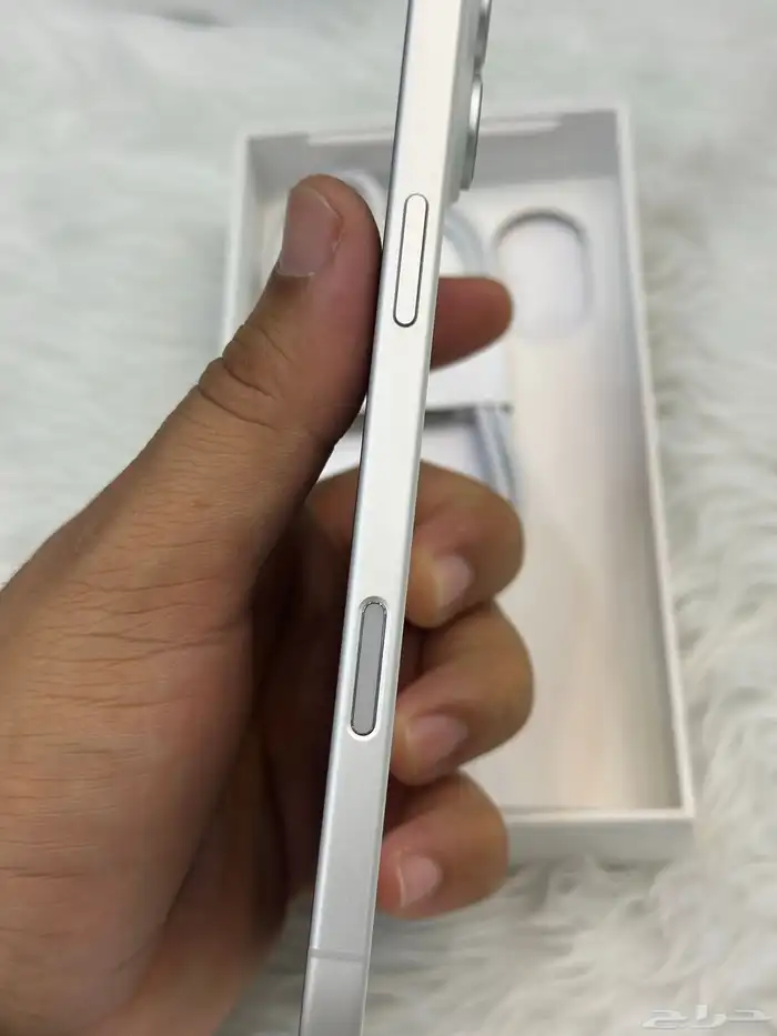 ايفون 16 بلص 6